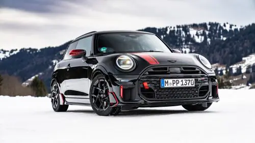 MINI John Cooper: Performanţe maxime pe zăpadă şi gheaţă