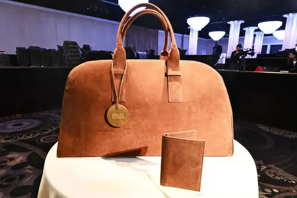 Golden Globes 2025 Gift Bag – 1 milion dolari