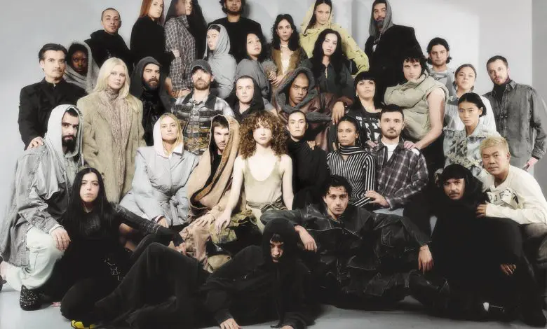 Brandul Y/Project își încetează activitatea