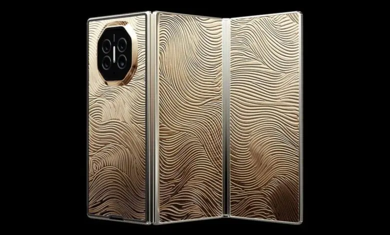 Un milionar misterios a comandat un Huawei Mate XT din aur de 18K în valoare de 100.000 de dolari