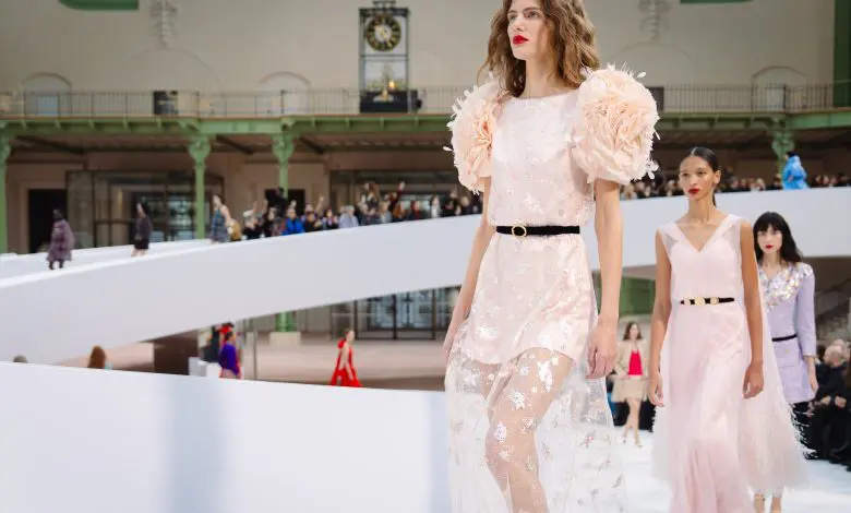 Chanel prezintă colecția haute couture primăvară/vară 2025