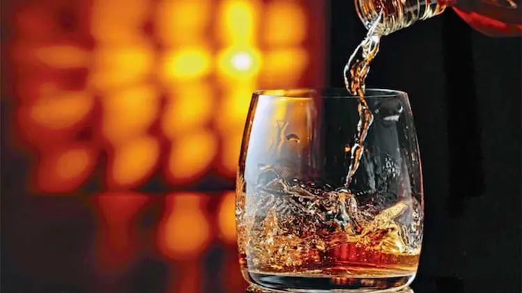 India a fost de acord să-și reducă tarifele masive pentru Bourbon-ul american