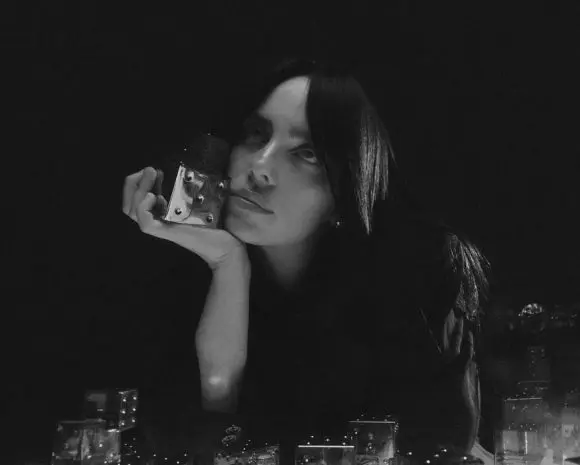 Billie Eilish lansează cel de-al patrulea parfum al său