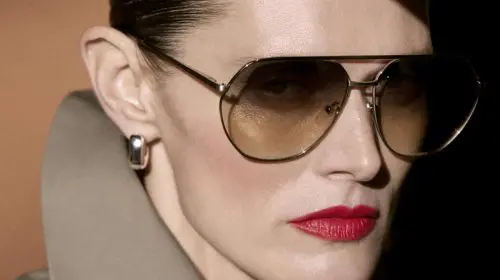 COS X LINDA FARROW – Un nou capitol al colaborării