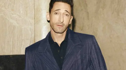Cos lansează campania primăvară-vară 2025 cu Adrien Brody în rol principal