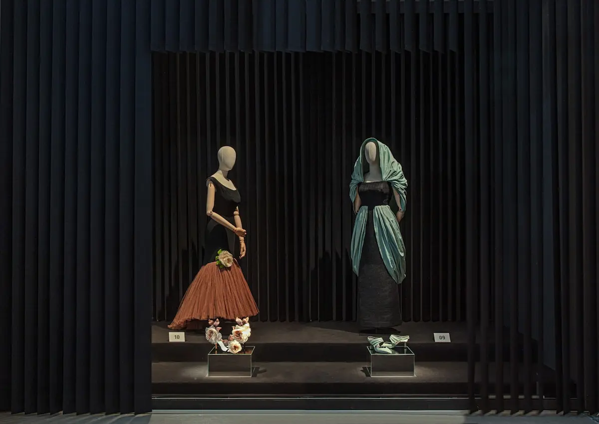 Cristobal Balenciaga expozitie