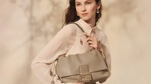 Fendi reintroduce geanta iconică Mamma Baguette