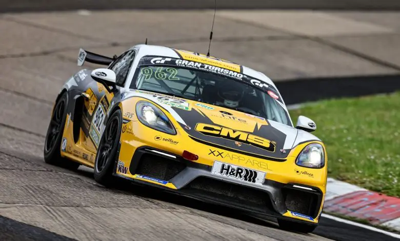 Porsche 718 Cayman GT4 RS Clubsport inspiră clienții pasionați de curse