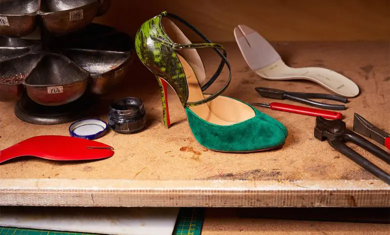 Christian Louboutin și Maison Margiela colaborează pentru două colecții-capsulă