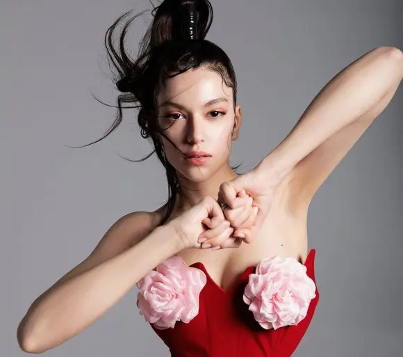 Musette lansează colecția capsulă „Just a Girl” în colaborare cu Cleopatra Stratan