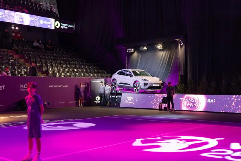 Porsche aduce noul Macan electric la Transylvania Open