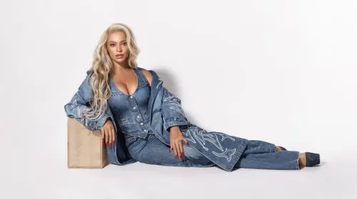 Beyoncé și Levi’s lansează capitolul 2 din campania REIIMAGINE: Pool Hall