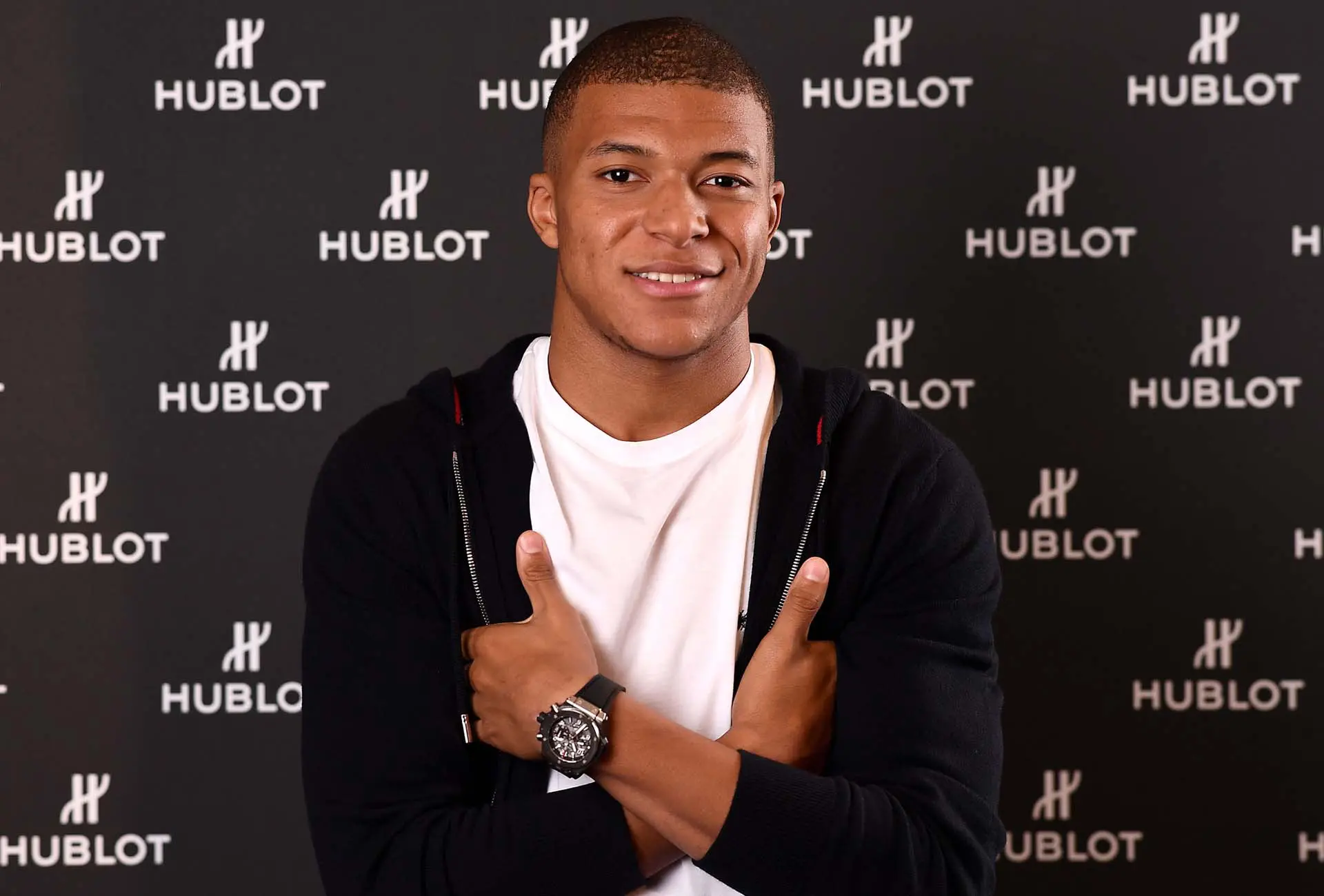 Kylian Mbappé devine investitor în Watch Marketplace Wristcheck