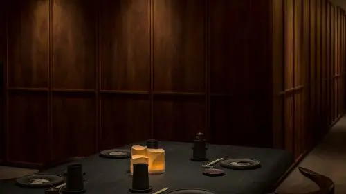 Saint Laurent deschide un restaurant de sushi în Paris