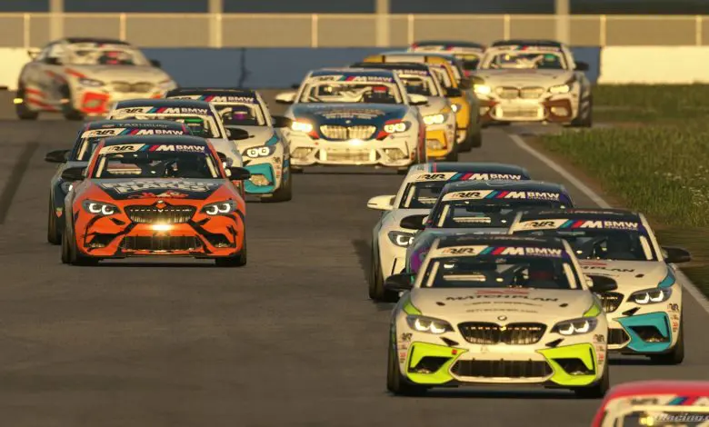 Racing League Romania: Nou sezon transmis live pe YouTube BMW România