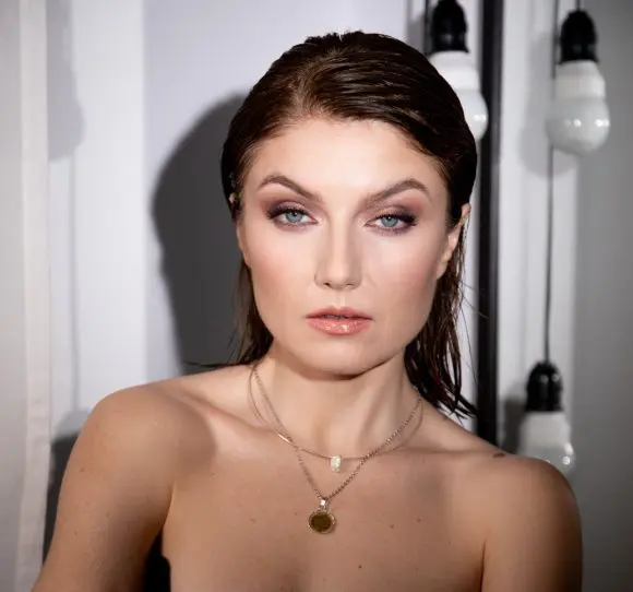 Alexandra Ungureanu: „Trebuie să te ierți pentru ceea ce nu poți fi”