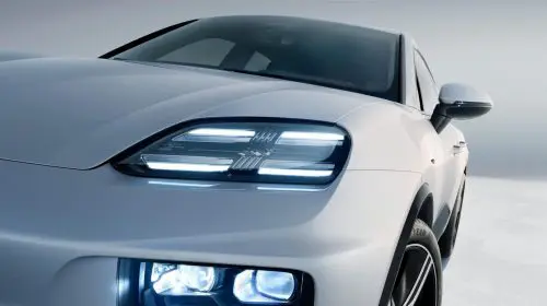 Porsche investește decisiv în viitorul său