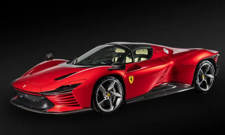 Ferrari Daytona SP3 este ultima achiziție în galeria Țiriac Collection