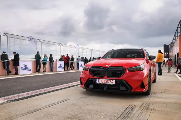 BMW M5 Touring Safety Car deschide sezonul Romanian Retro Racing