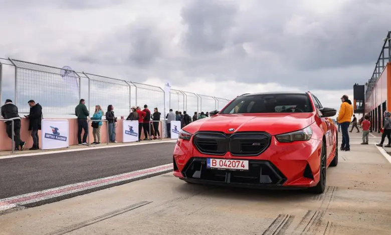 BMW M5 Touring Safety Car deschide sezonul Romanian Retro Racing