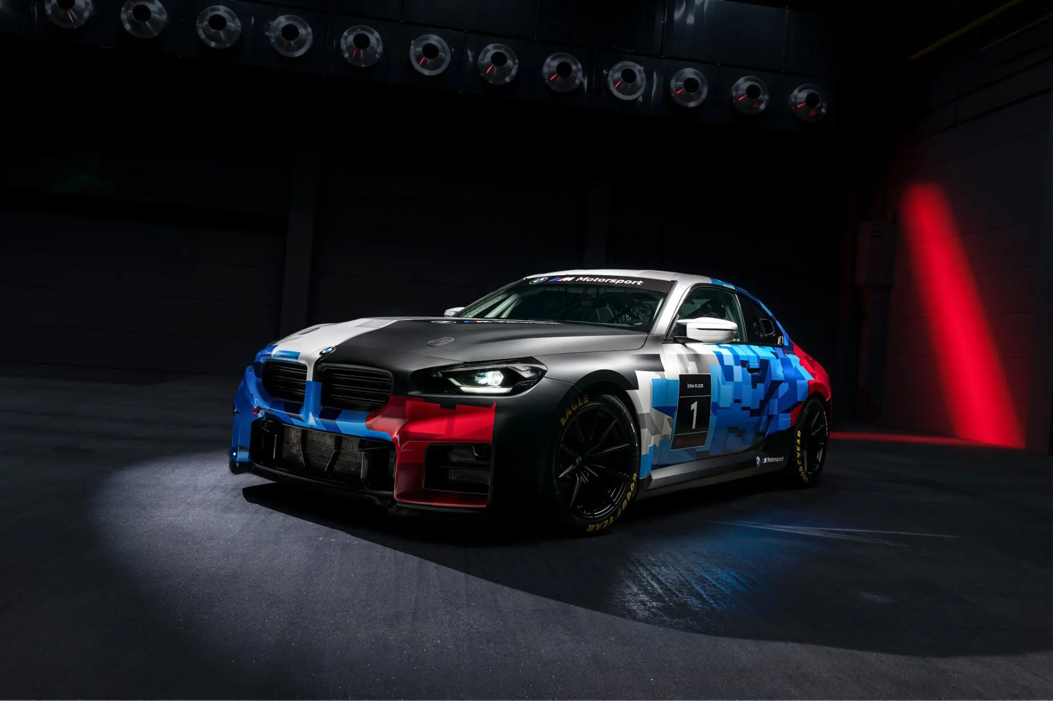 BMW M2 Racing este noul model entry-level BMW M Motorsport