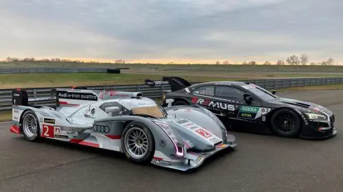 Audi vinde în premieră o pereche din cele mai rapide mașini de curse