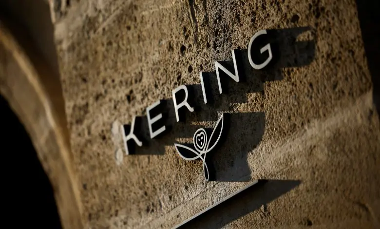 Kering Eyewear achiziționează Visard și un pachet minoritar de acțiuni Mistral