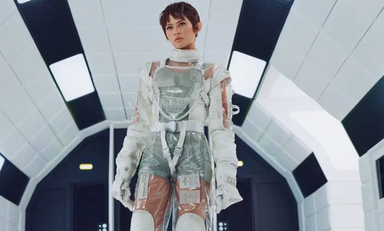 Zendaya explorează un univers cosmic fictiv în noua campanie a brandului On