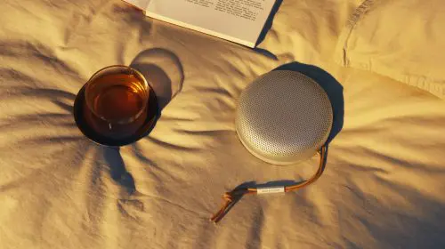 Bang & Olufsen lansează boxa Beosound A1 3RD Gen