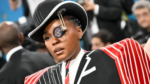 Detaliile remarcabile ale ținutelor pe care vedetele le-au purtat la Gala Met 2025