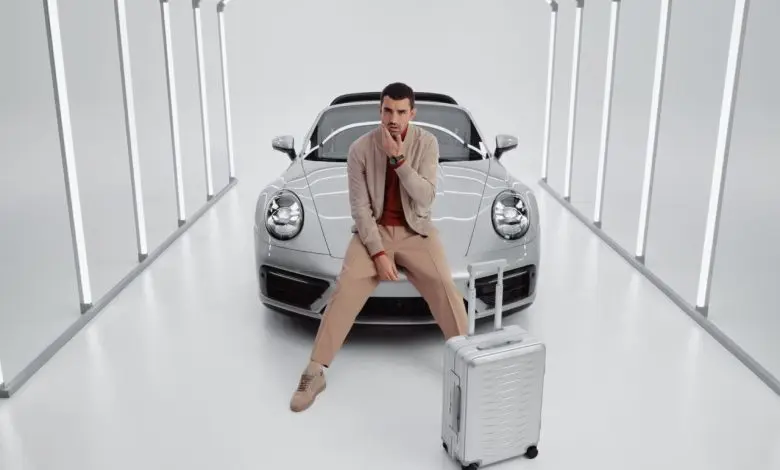 Porsche Design lansează colecția de valize Roadster Aluminum
