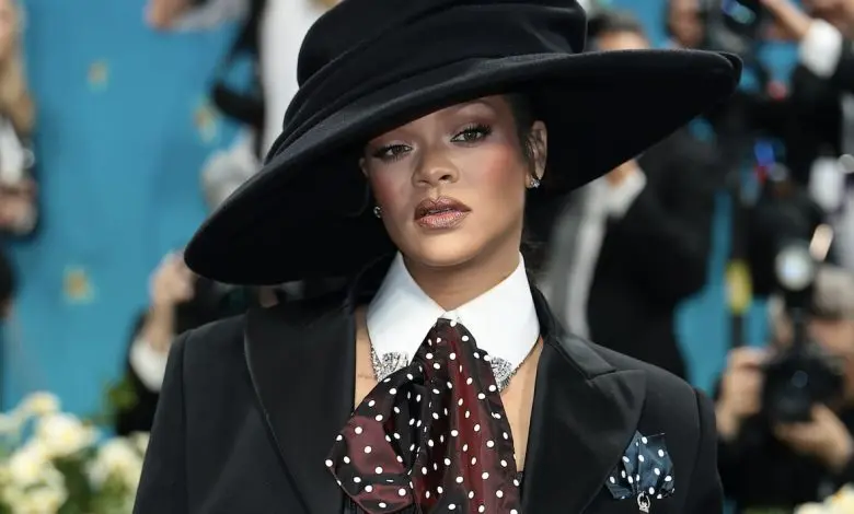 Ce au purtat cele mai mari vedete la Gala Met 2025