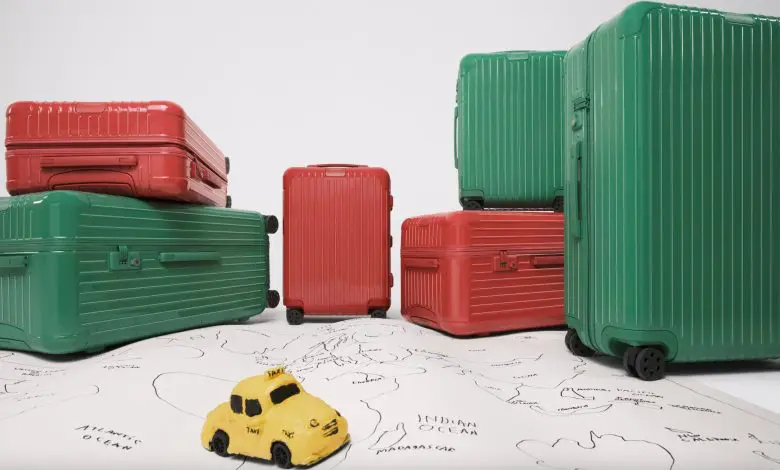RIMOWA introduce două noi culori de sezon