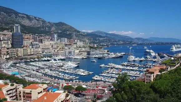 Riviera Franceză, un magnet pentru noile generații de investitori în imobiliare de lux