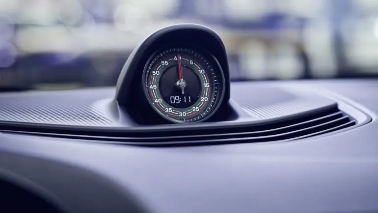 Porsche Italia colaborează cu Ferragamo