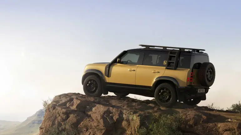 Defender dă startul unei noi aventuri globale – Defender Trophy