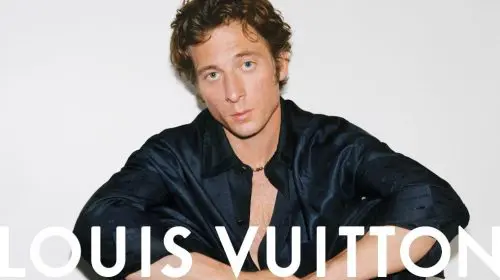 Actorul Jeremy Allen White este numit ambasador de brand pentru Louis Vuitton