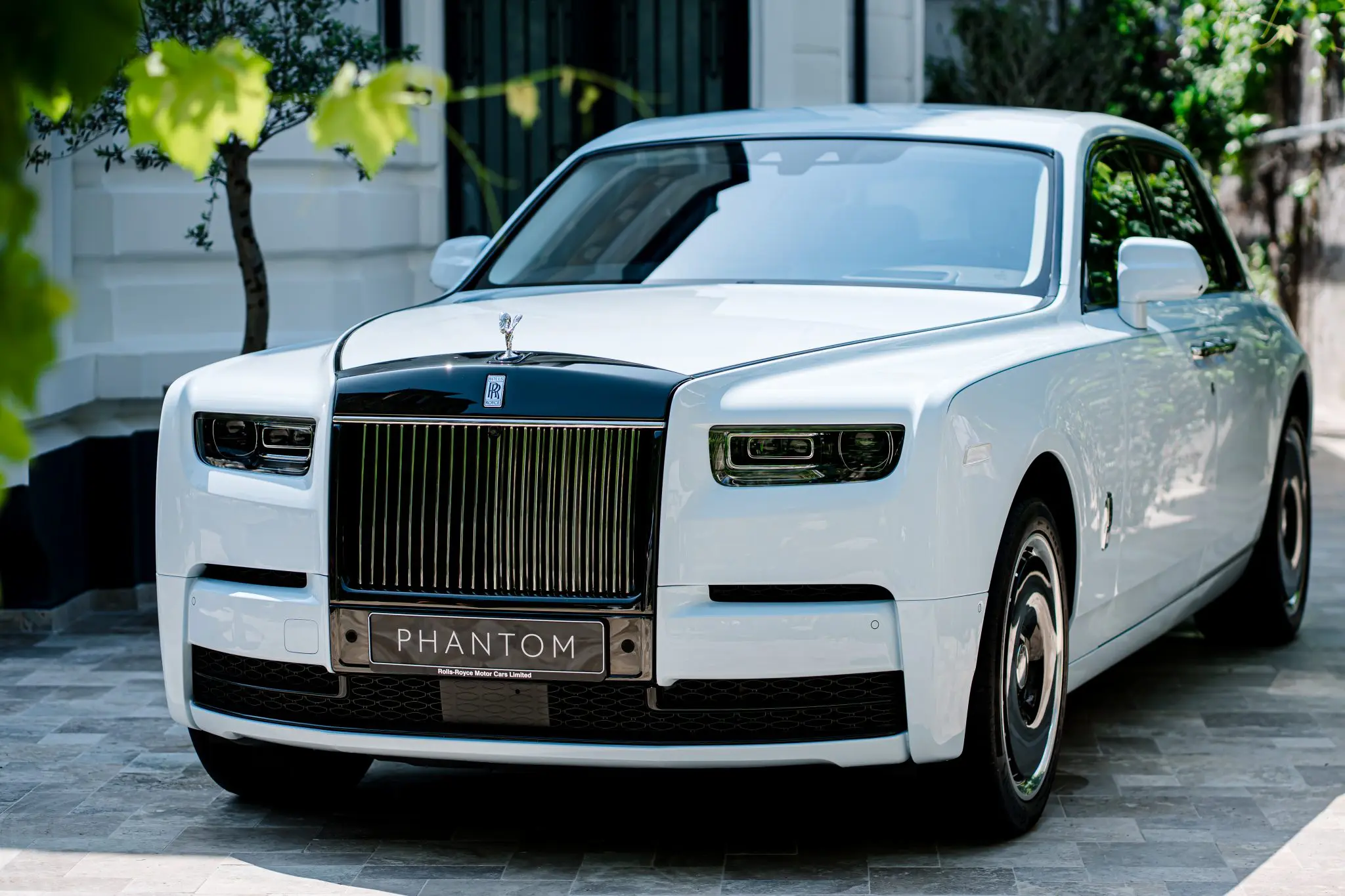 Rolls-Royce Phantom - 100 de ani sărbătoriți la București