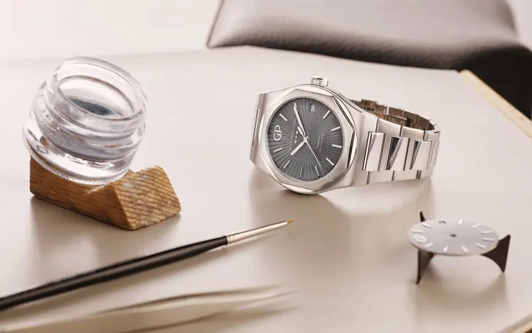 Girard-Perregaux Laureato 42 – Infinite grey