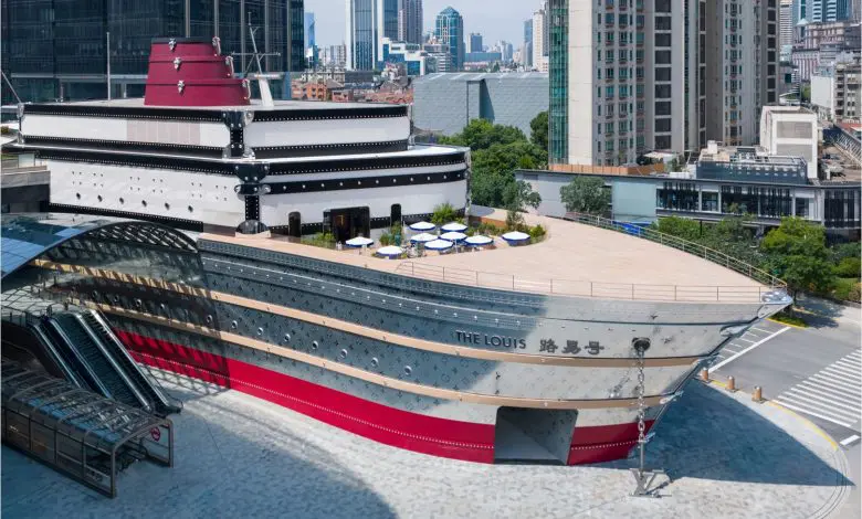 Louis Vuitton deschide „The Louis” – un concept store bazat pe experiență imersivă