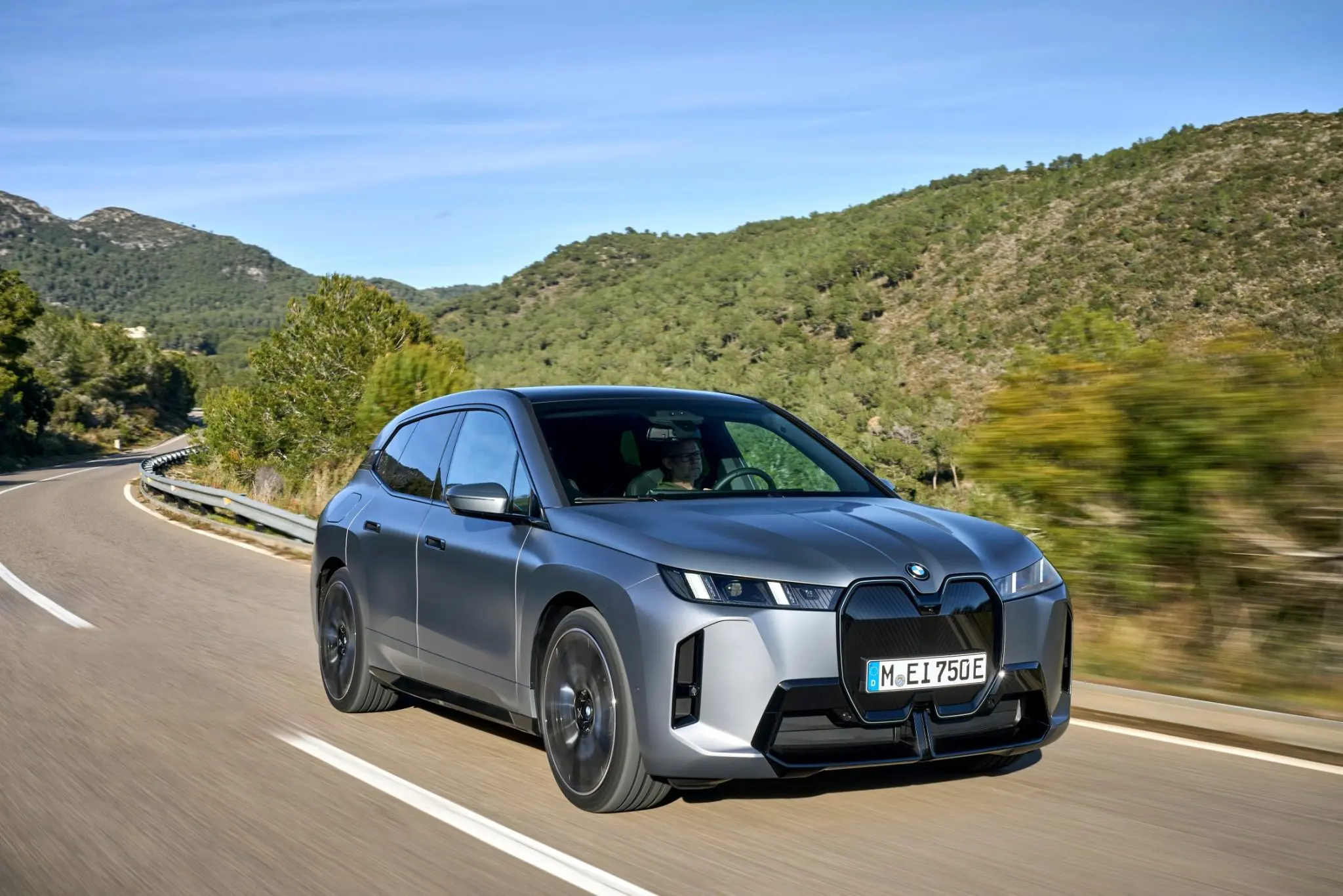 BMW Group: evoluţie pozitivă a vânzărilor în al doilea trimestru al anului 2025