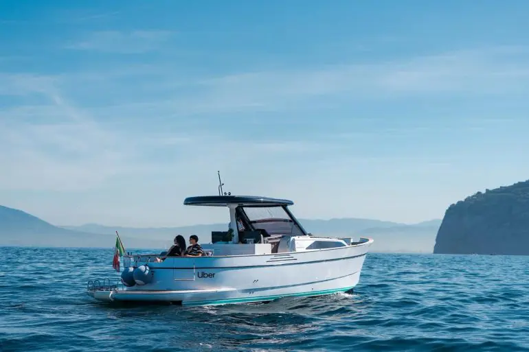 Uber Boat 