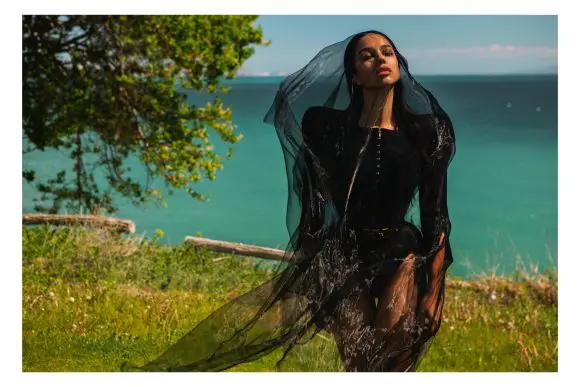 Larisa Udilă: „Îmi doresc ca oamenii să se regăsească în mine”