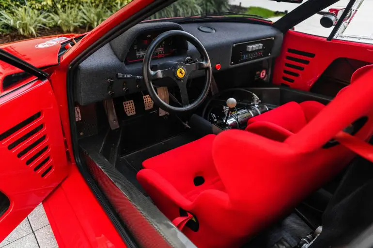 Ferrari F40 LM by Michelotto din 1993 este scos la licitație