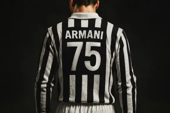Casa de modă Giorgio Armani va crea o garderobă-capsulă pentru clubul de fotbal Juventus