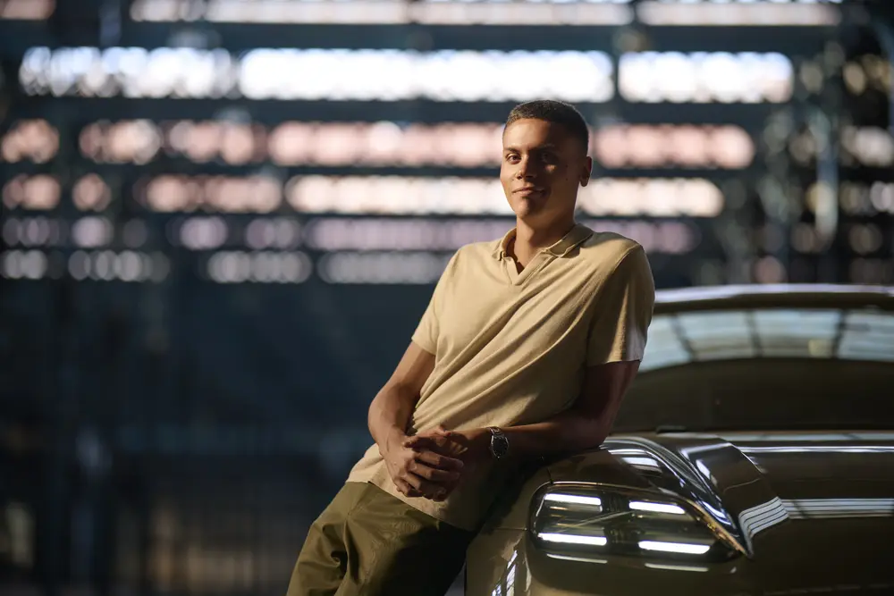 Porsche România l-a numit pe David Popovici Friend of the Brand