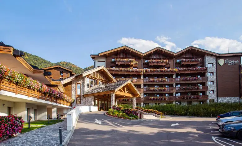 Teleferic Grand Hotel sărbătorește 10 ani de excelență în ospitalitate