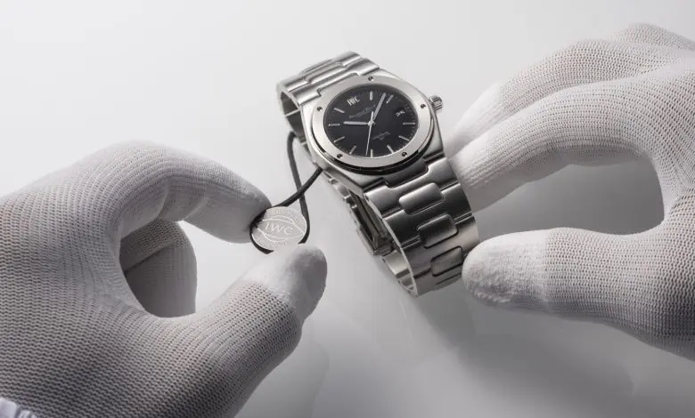 IWC Schaffhausen introduce serviciul IWC. Curated .