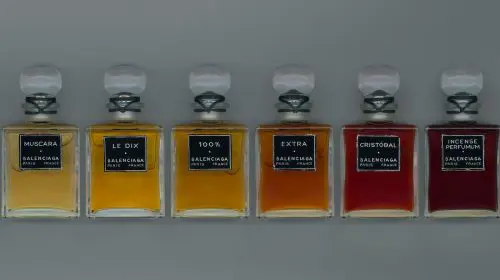 Balenciaga readuce din arhivă „Le Dix”, un parfum din 1947, alături de o nouă linie de esențe de lux