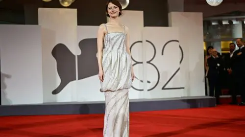 Ținutele vedetelor pe covorul roșu al Festivalului de Film de la Veneția